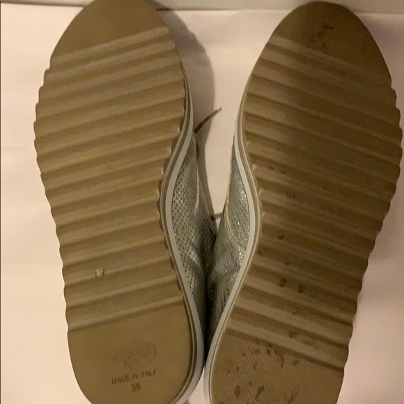 Browns B2 silver platform shoes - Picture 3 of 4